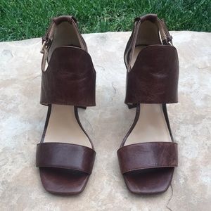 BANANA REPUBLIC Brown Leather Heels